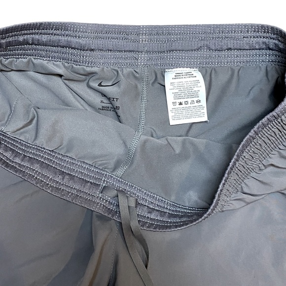 Nike dri-fit athletic shorts gray woman’s size XL - Picture 3 of 5